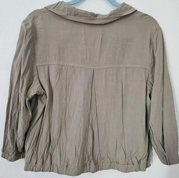 Jack asymmetrical cropped lightweight jacket khaki size large - Picture 2 of 6